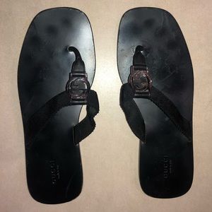 Gucci flip flops